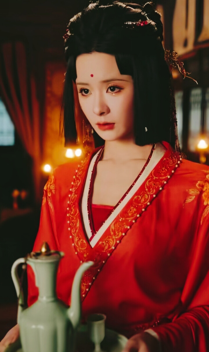 孟娜