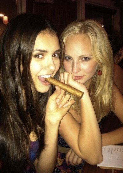 Nina Dobrev