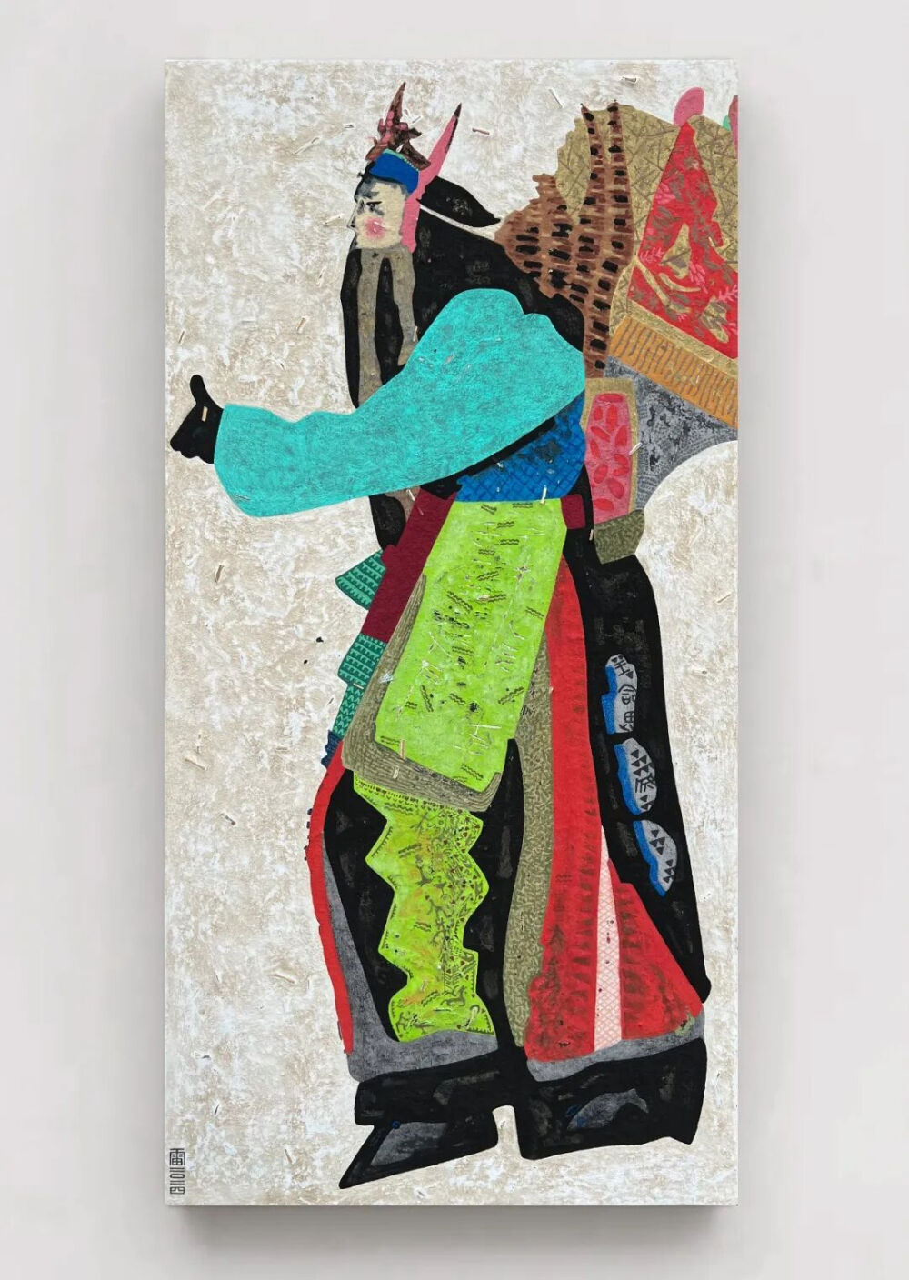 《地戏·王命思》，2024年，150cm X 75cm，（布面岩彩）有色砂、有色土、芦苇杆、滑石、石青，黑曜石粉，碳粉、青金、朱砂、红珊瑚、石绿、金粉、水晶末、石英、水干等。©陈焕雷艺术工作室