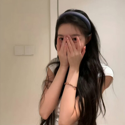 悄悄退场