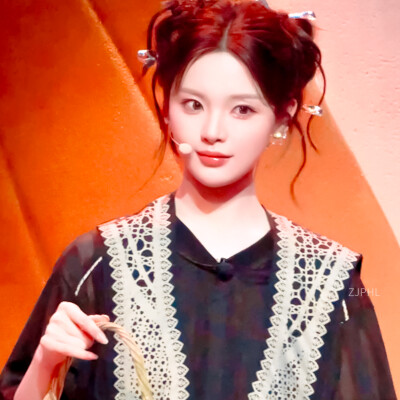 杨超越