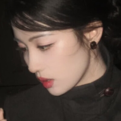 任素素