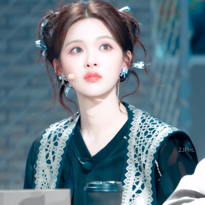 杨超越