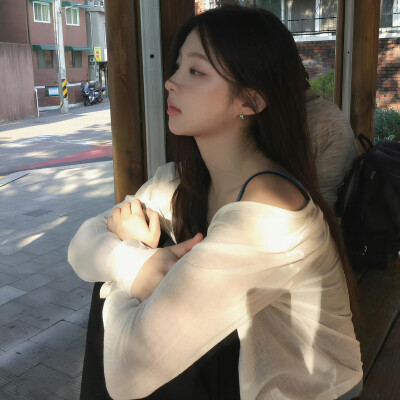 悄悄退场