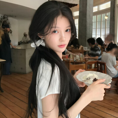 悄悄退场