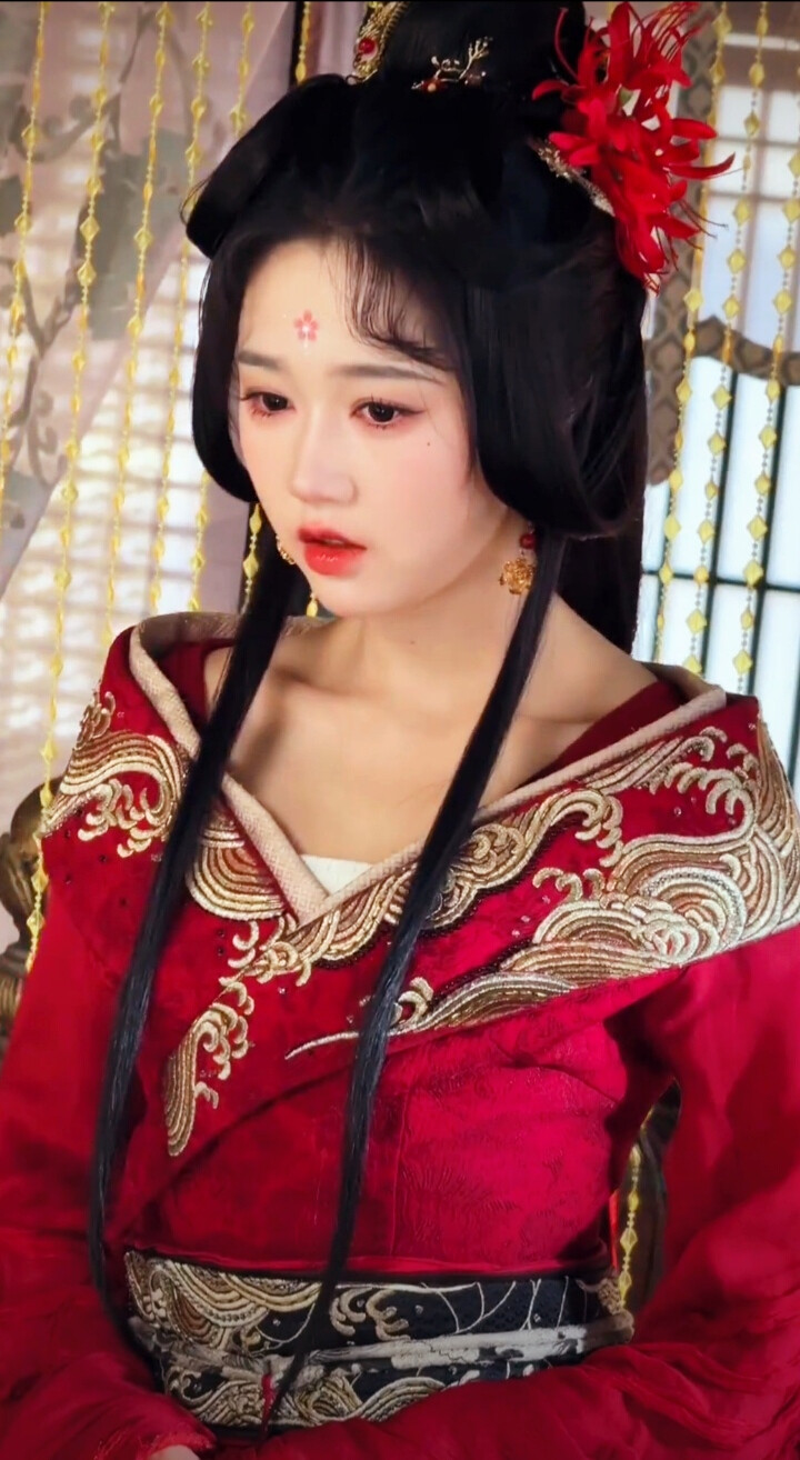 岳雨婷