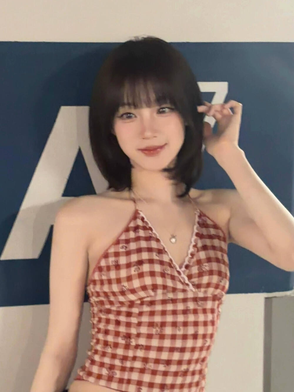 宋雨琦INS更新