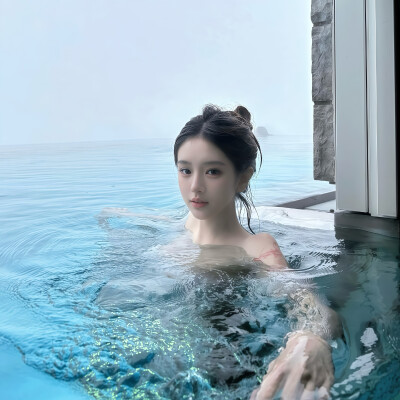 悄悄退场