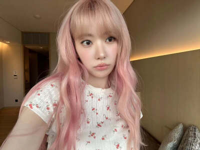 宫脇咲良 sakura