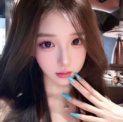 女头