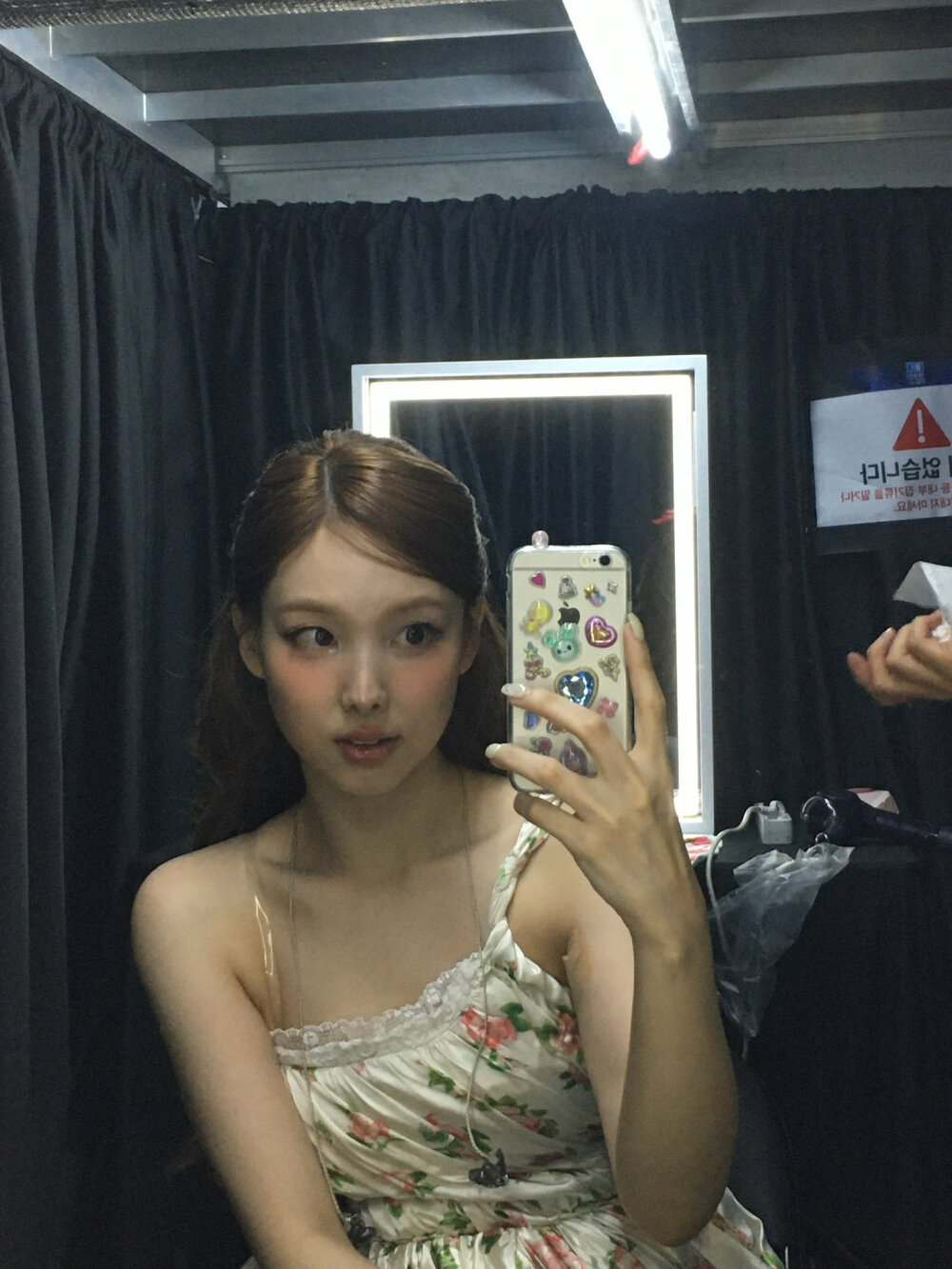 林娜琏 nayeon