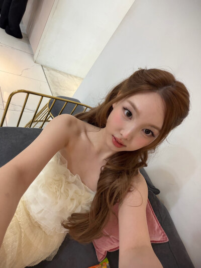林娜琏 nayeon