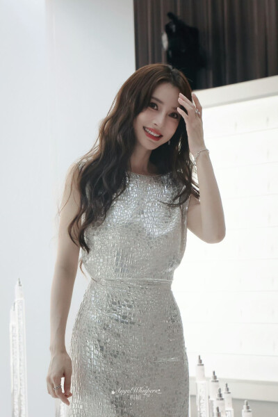 Angelababy