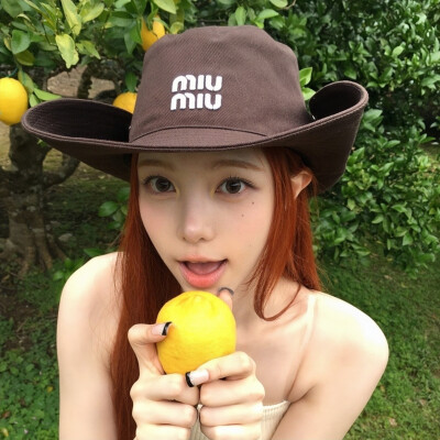 郑伊安