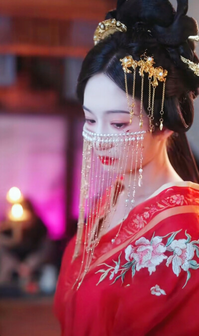 谭盐盐