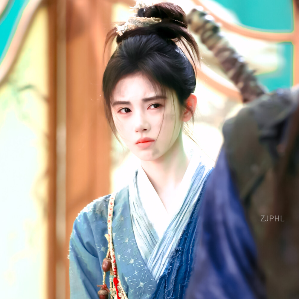 鞠婧祎