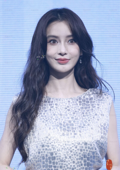 Angelababy