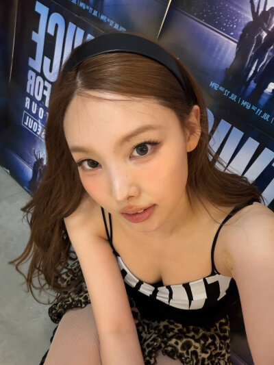 林娜琏 nayeon