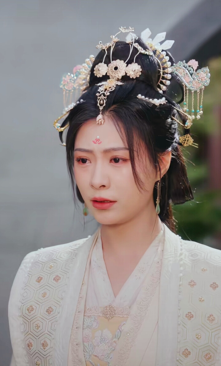 杨谨羽