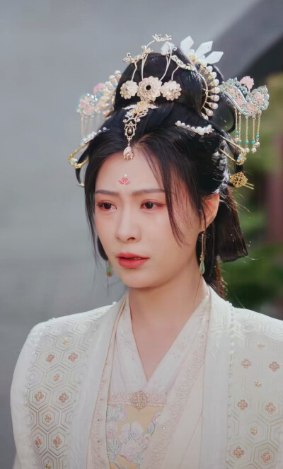 杨谨羽
