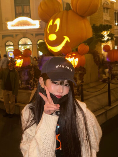 张元英 wonyoung