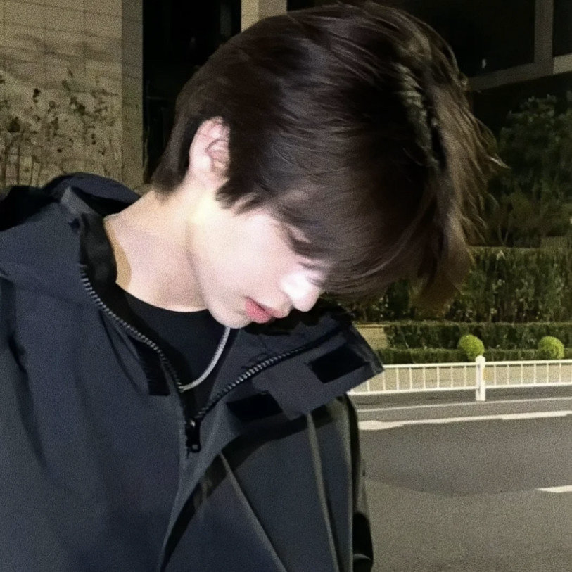 头像丨男头 