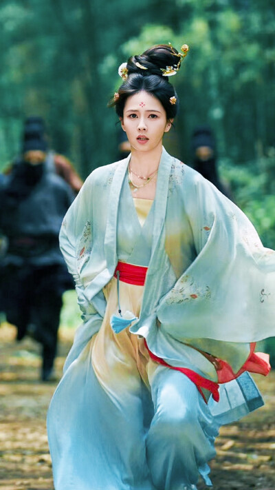 莫离