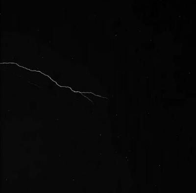 黑色系星空背景图