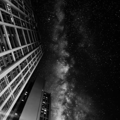 黑色系星空背景图