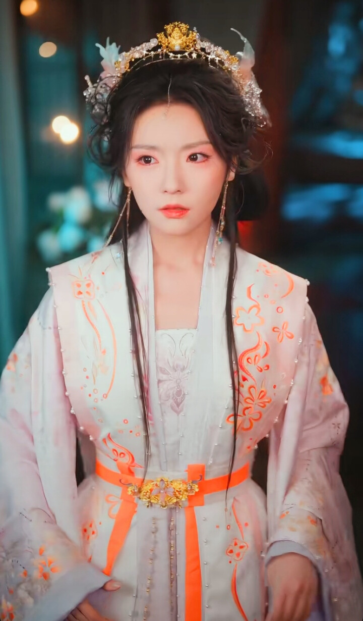 王云云