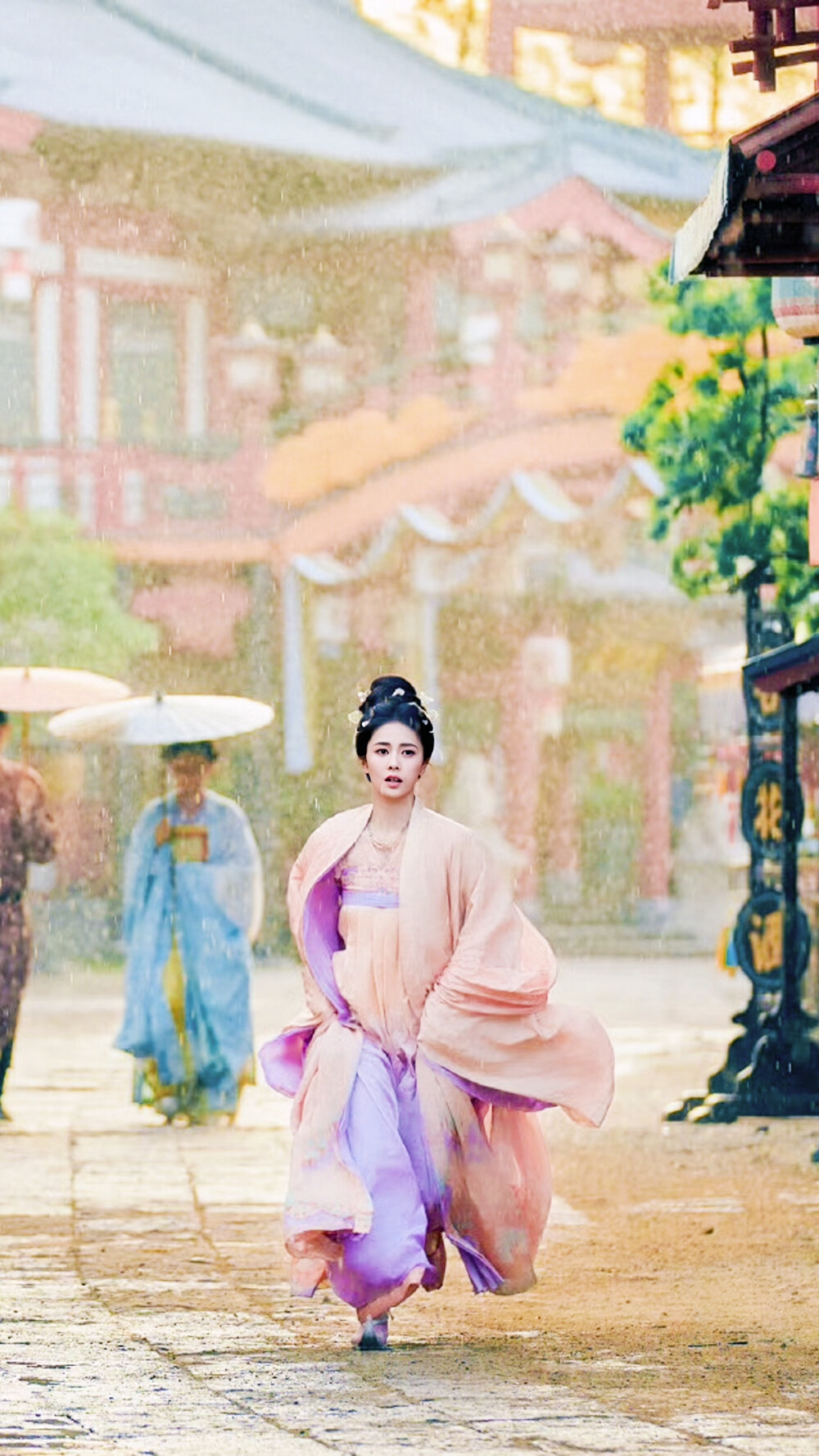 莫离