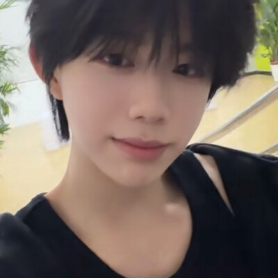 说肘就肘