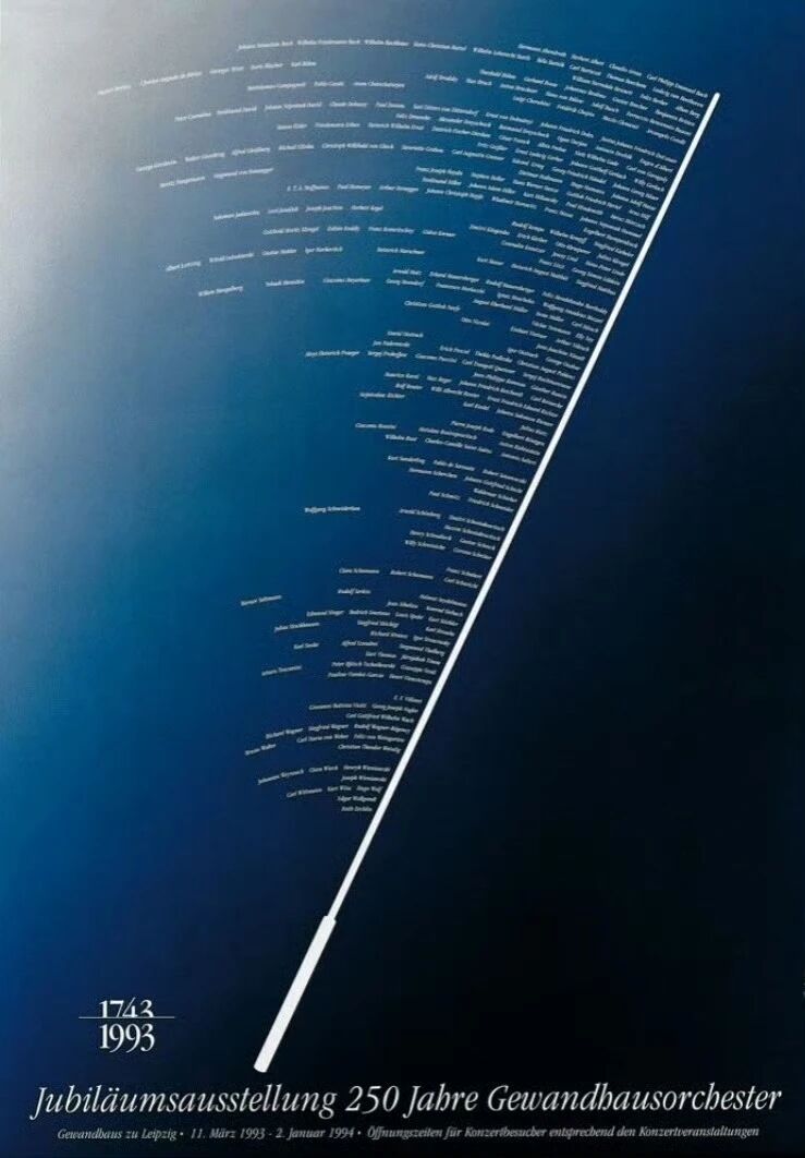 ，