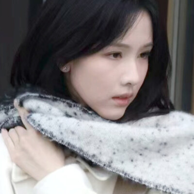陈都灵