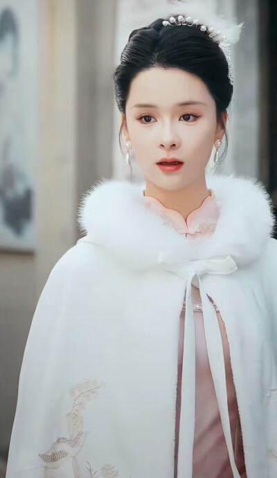 孟娜