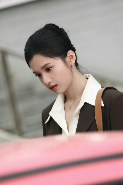 张婧仪