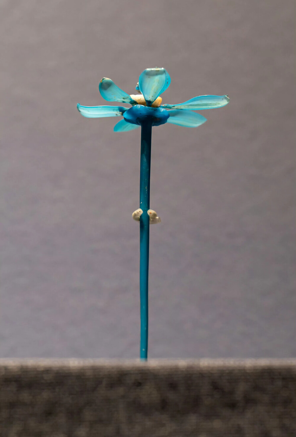 宋代花形蓝玻璃簪