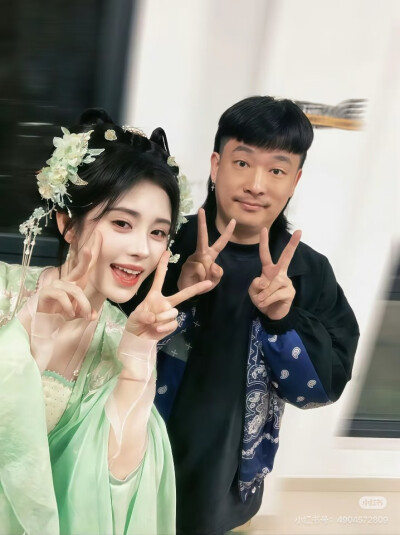 鞠婧祎