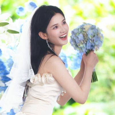 张婧仪