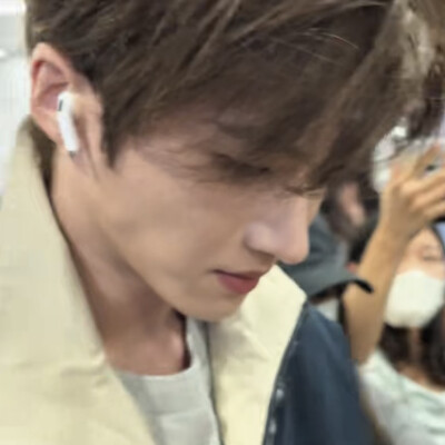 有人想跟我咽喉炎吗