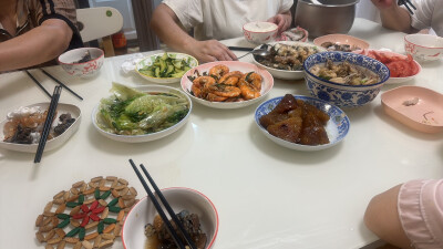 来大姨家过节