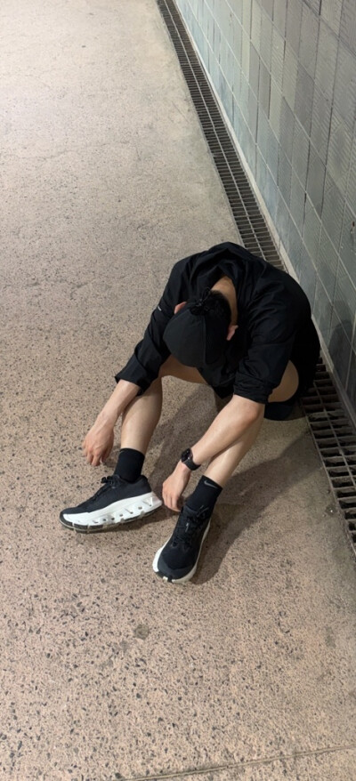 边伯贤