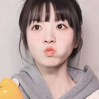 这里是薇薇的吃播频道