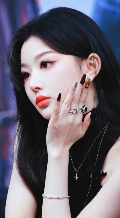 孔雪儿