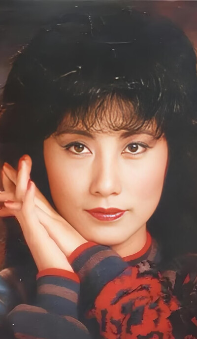 汪明荃