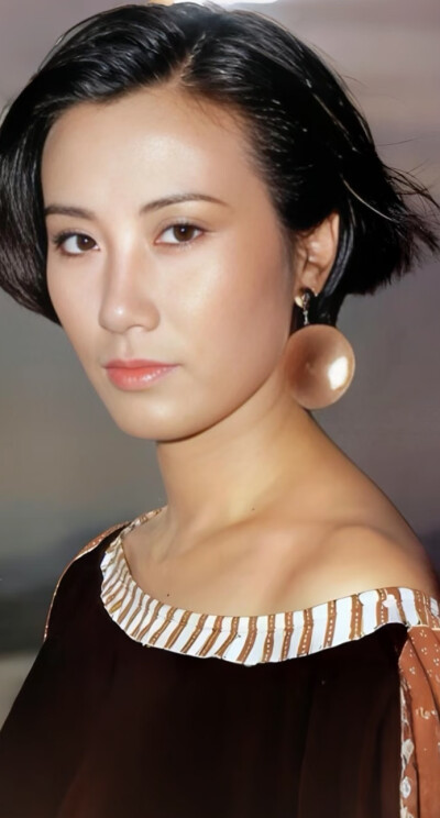 汪明荃