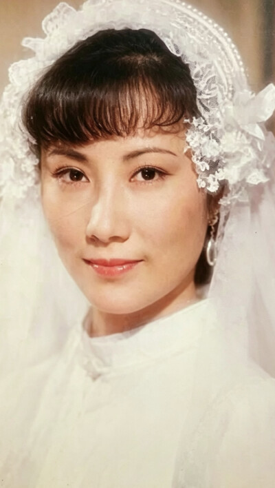 汪明荃