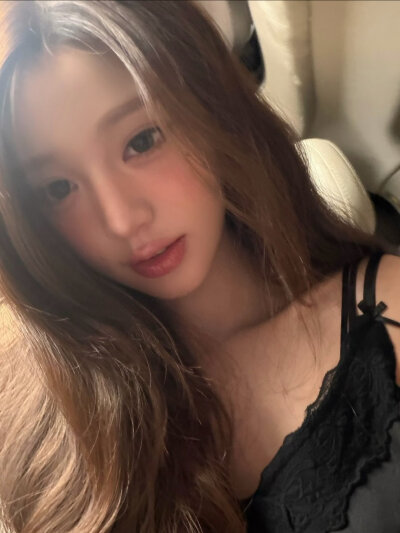 张元英 wonyoung