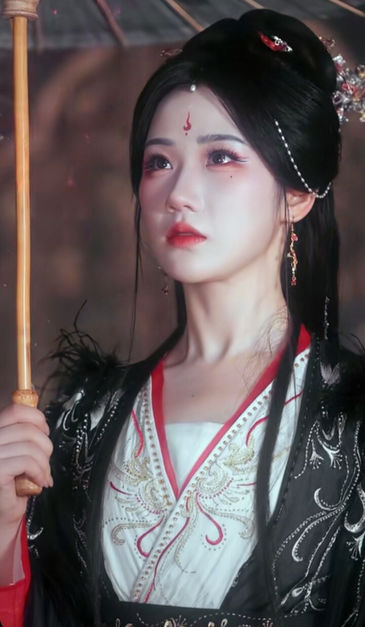 张晋宜/又见明月时