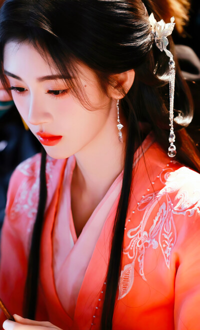 鞠婧祎